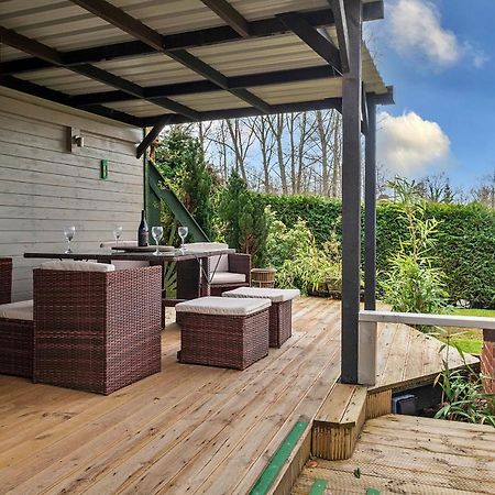 Finest Retreats - Garden Lodge Craven Arms Ngoại thất bức ảnh