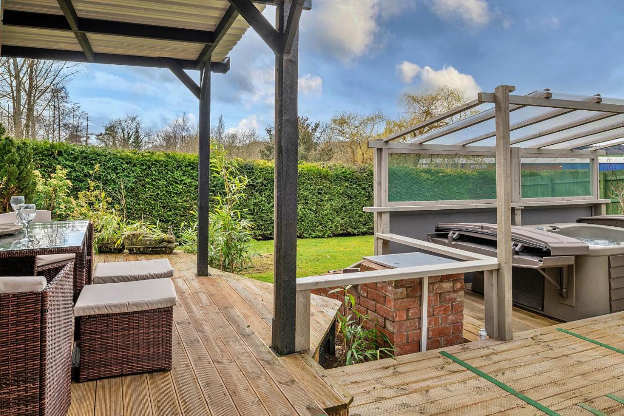 Finest Retreats - Garden Lodge Craven Arms Ngoại thất bức ảnh