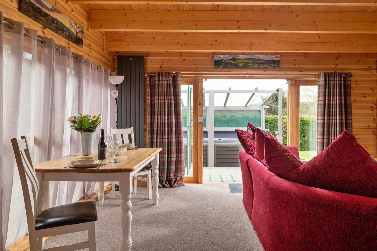 Finest Retreats - Garden Lodge Craven Arms Ngoại thất bức ảnh